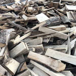Kontejnér řezaných odkor 6,2prms  (měkké dřevo) - délka polínek 33cm
