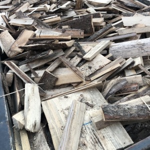 Kontejnér řezaných odkor 6,2prms  (měkké dřevo) - délka polínek 33cm